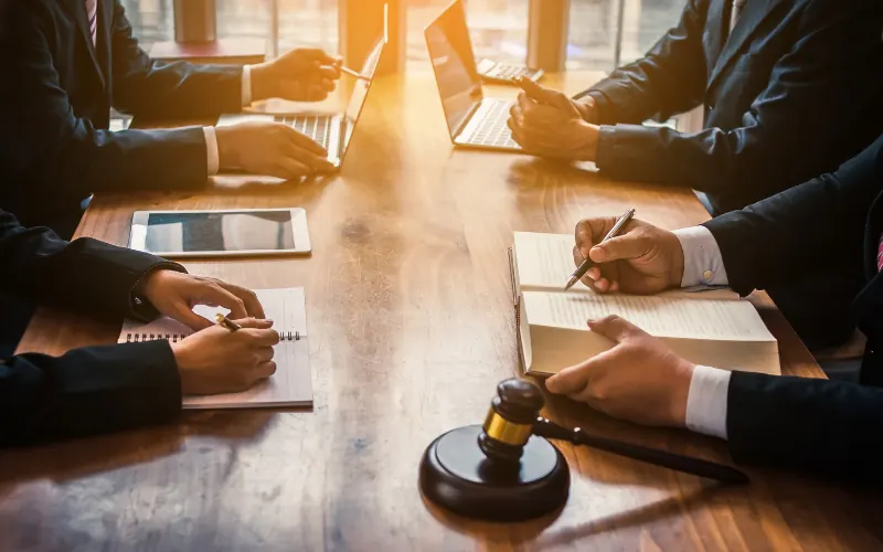 bufetes de abogados
