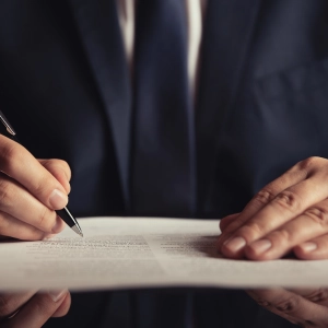 derecho corporativo y mercantil
